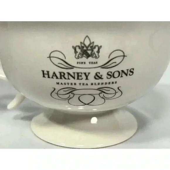Two Harney & Sons Master Tea Blenders Cup Mug White 8oz. Footed Pedestal FORLIFE - Picture 3 of 9